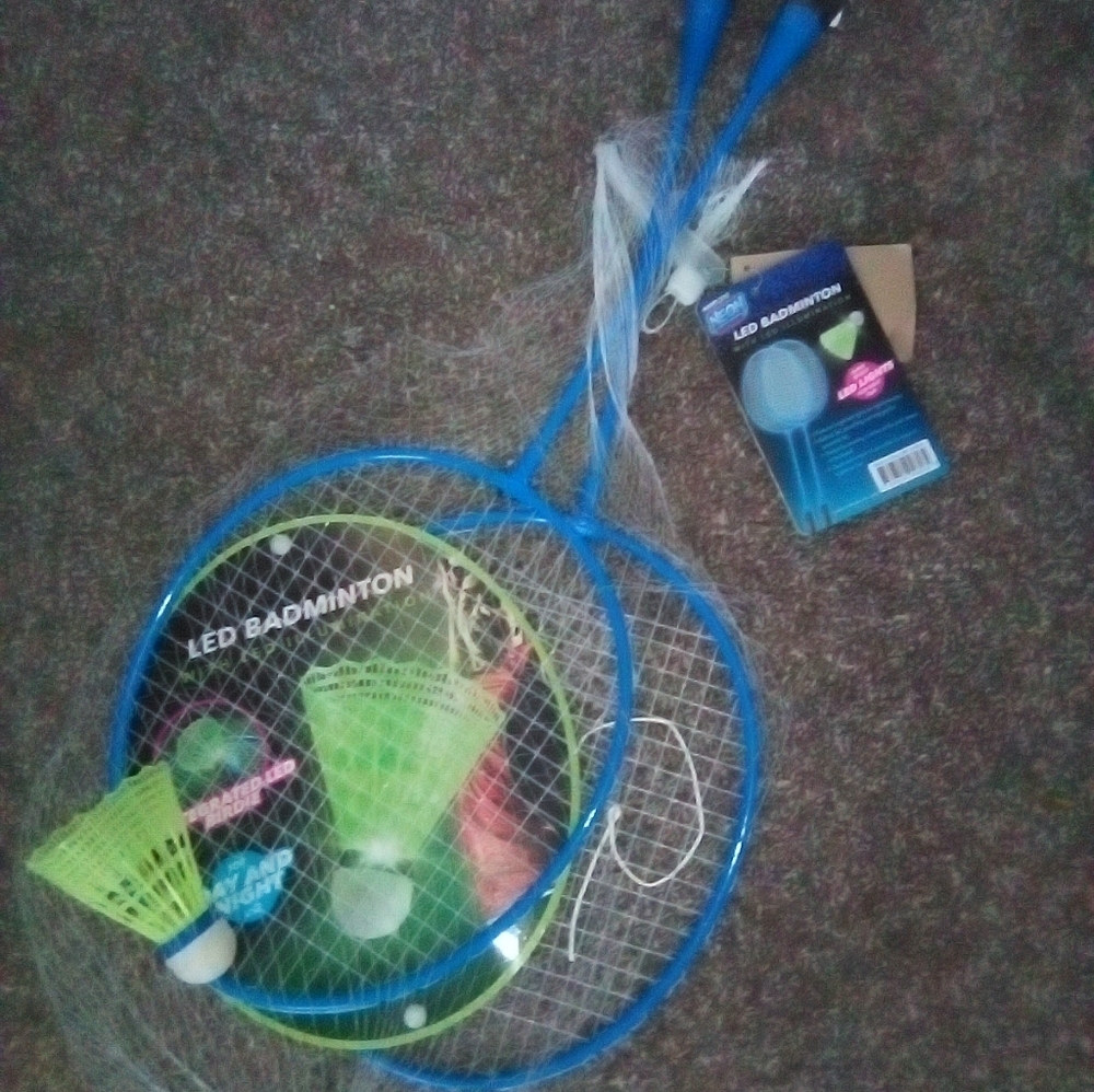 LED Badminton Set for Kids - Blue and Green Set Of Two W Birdie Nwt